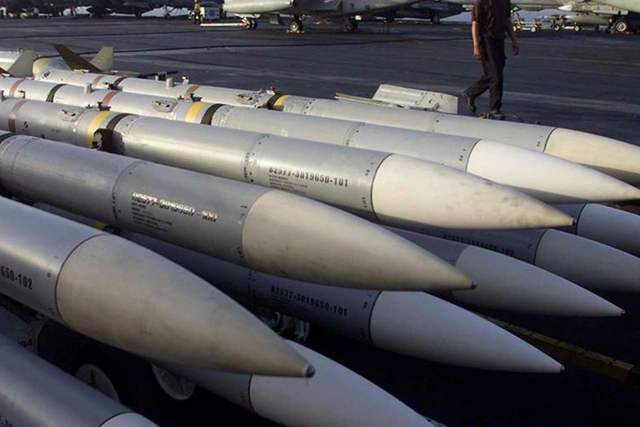 СМИ: США тайно разместили ракеты для уничтожения ядерных объектов Ирана